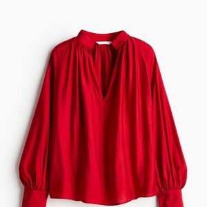 BALLOON-SLEEVED BLOUSE